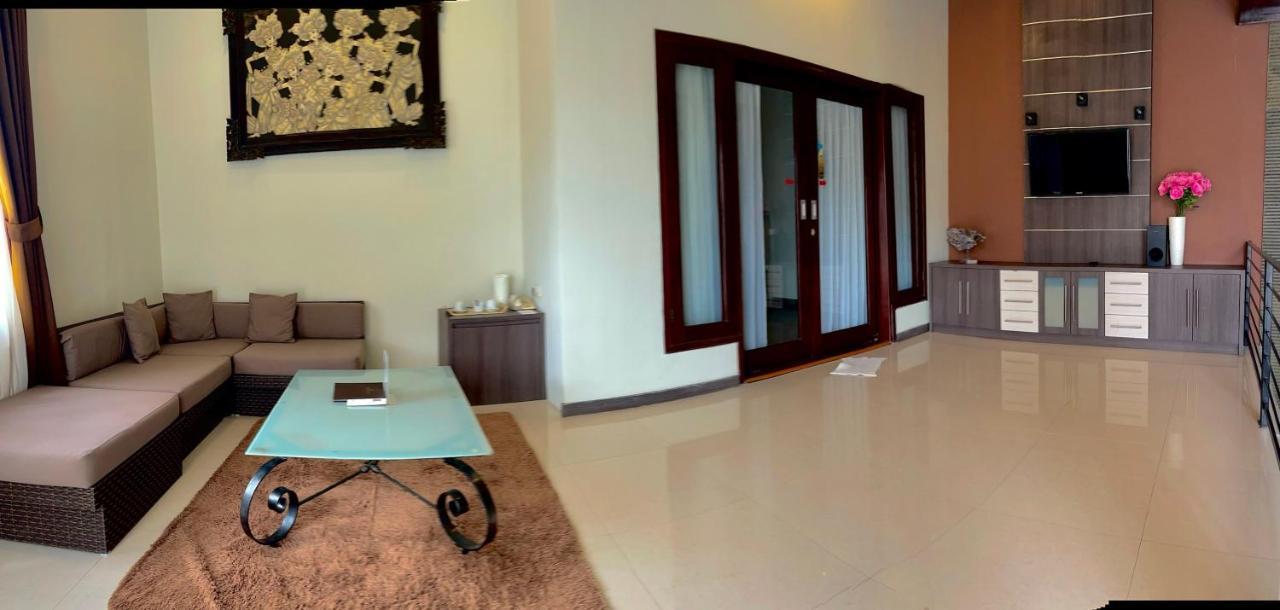 The Nakula Villas Kuta  Exterior photo