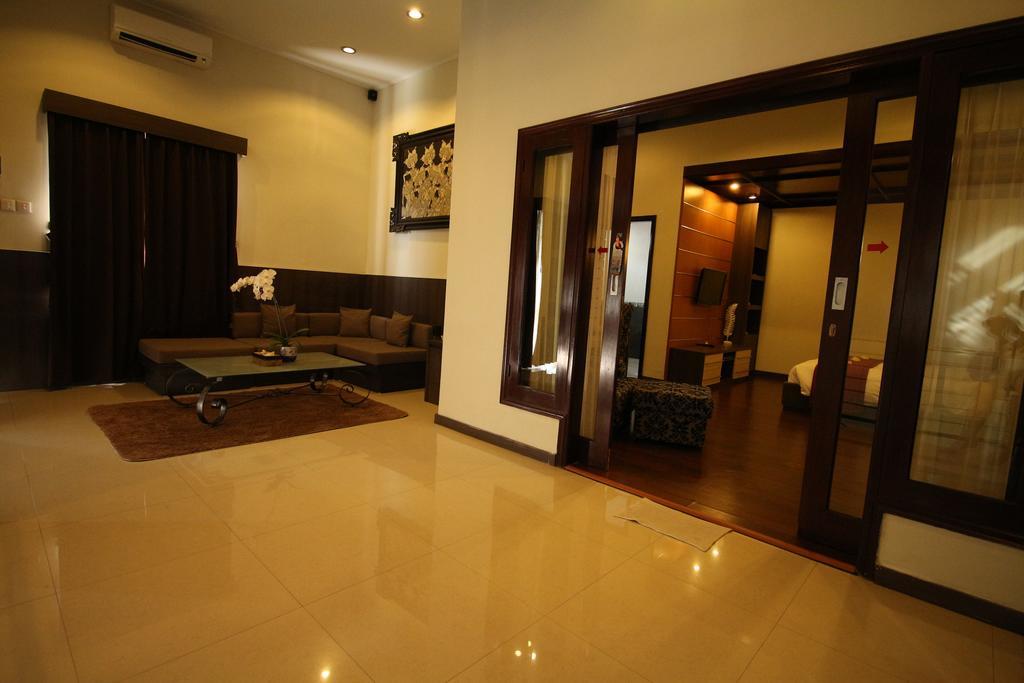 The Nakula Villas Kuta  Exterior photo