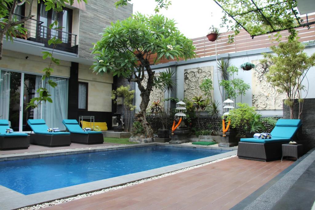 The Nakula Villas Kuta  Room photo