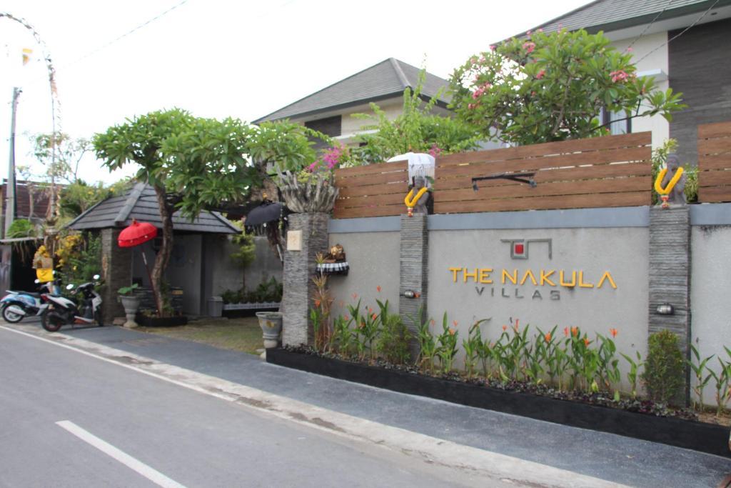 The Nakula Villas Kuta  Room photo